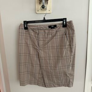Plaid Bermuda shorts